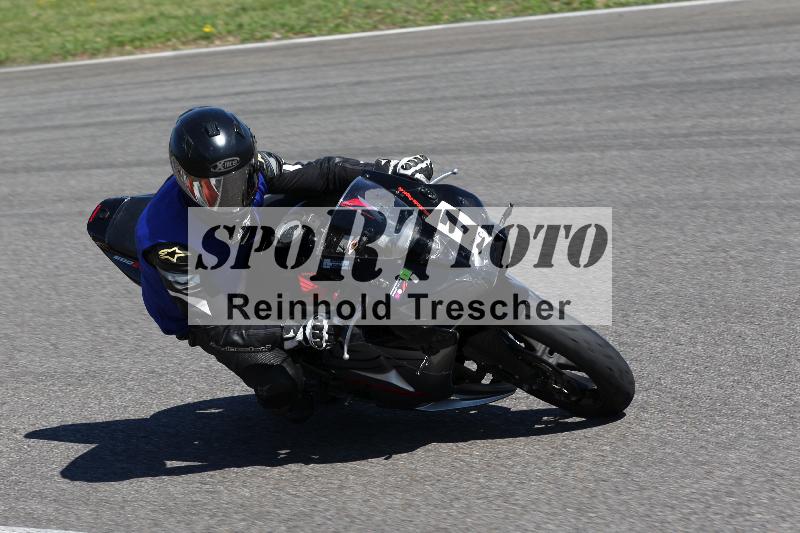 /Archiv-2022/07 16.04.2022 Speer Racing ADR/Instruktorengruppe/1